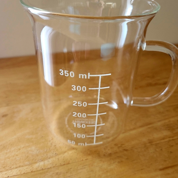 THINKGEEK Clear Glass Beaker Scientist Mug - Picture 2 of 4